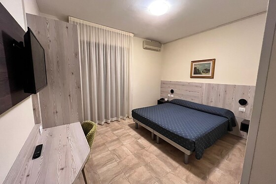 Hotel Colonna - photo 0