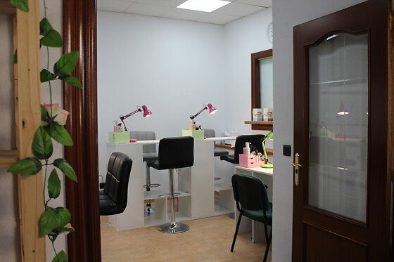 LLARELA NAILS CENTER - photo 2