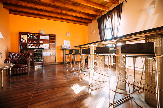 BODEGAS TAMPESTA - photo 1