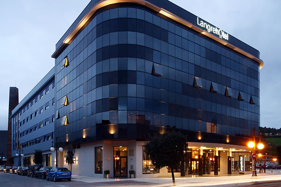 AZZ LANGREHOTEL&SPA - photo 2