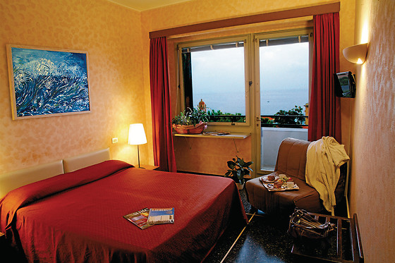 Hotel Palace - photo 2