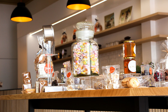 Sophie's Sweets & Chocolates - photo 1