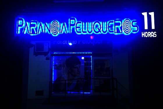 PARANOIA PELUQUEROS - photo 1