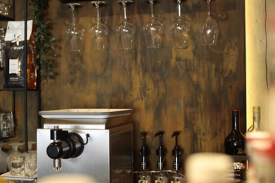 Pimmm's Food & Drink - photo 4